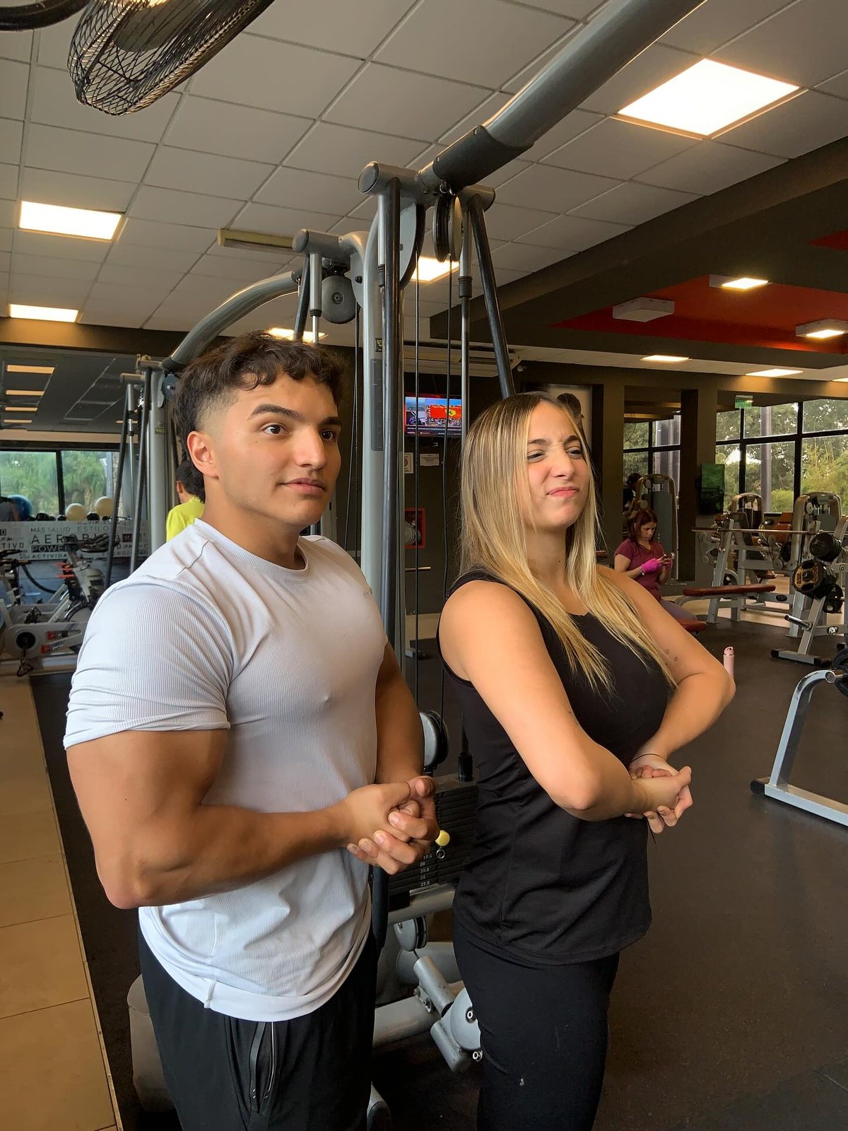 Jesús entrenando con una alumna